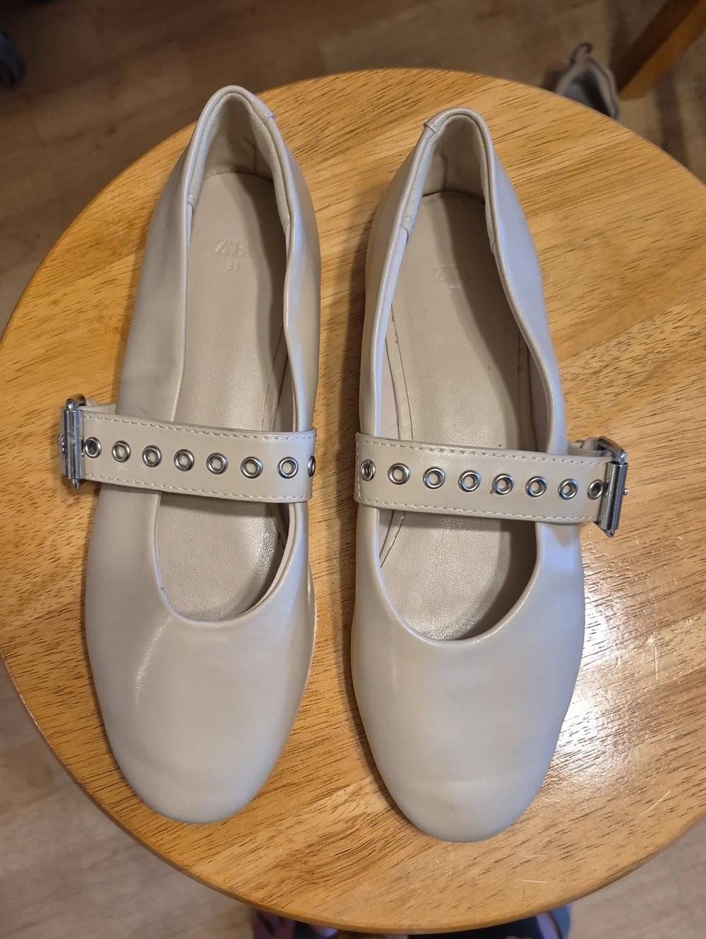 Zara Beige Round Tip Mary Jane Ballet Flats Metallic Silver Grommets